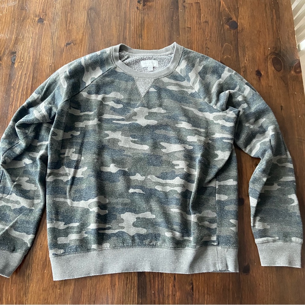 Lucky Brand Medium Women’s Sweater